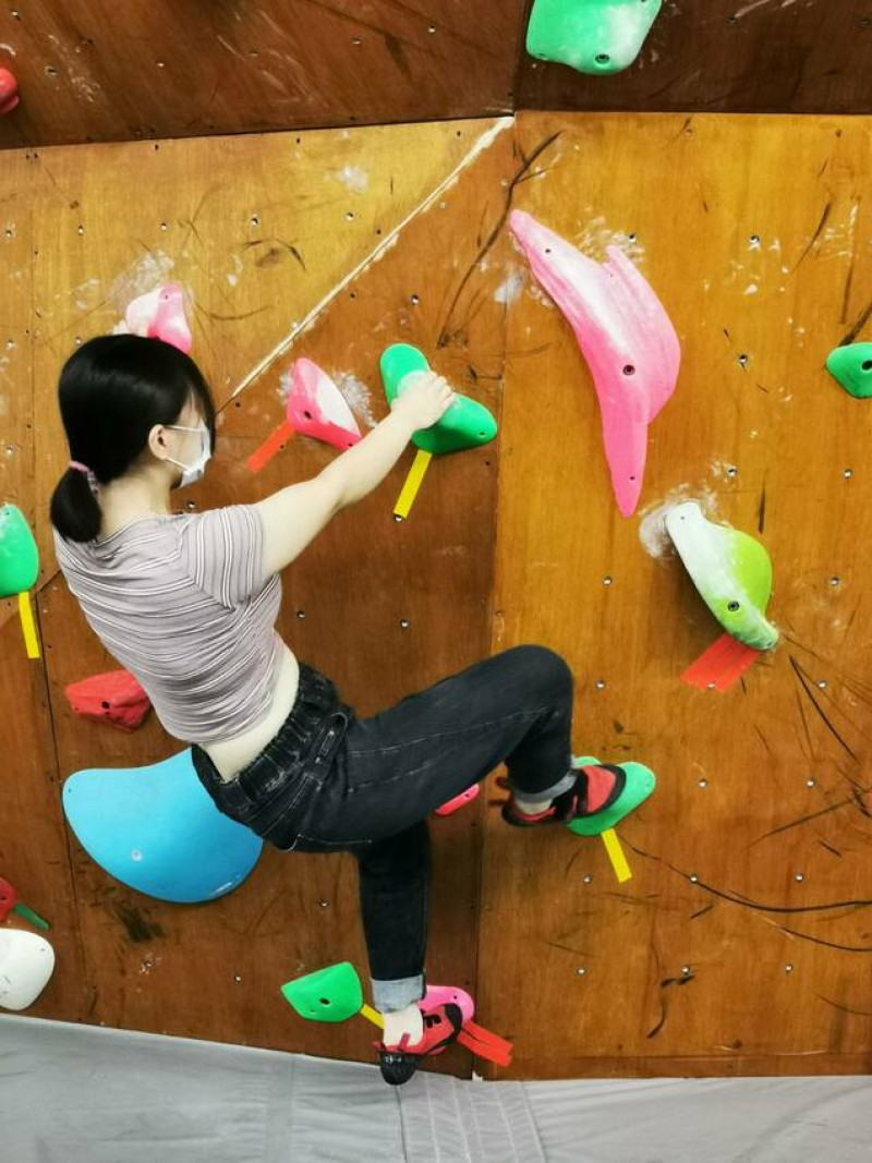 攀岩不是極限運動,是日常生活,是每天都能執行的健身!<<久淘攀岩館>>宜蘭市區內的攀岩館