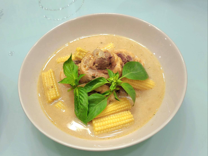【食譜分享】泰式椰香綠咖哩雞簡單做-一鍋搞定的萬用鍋料理分享