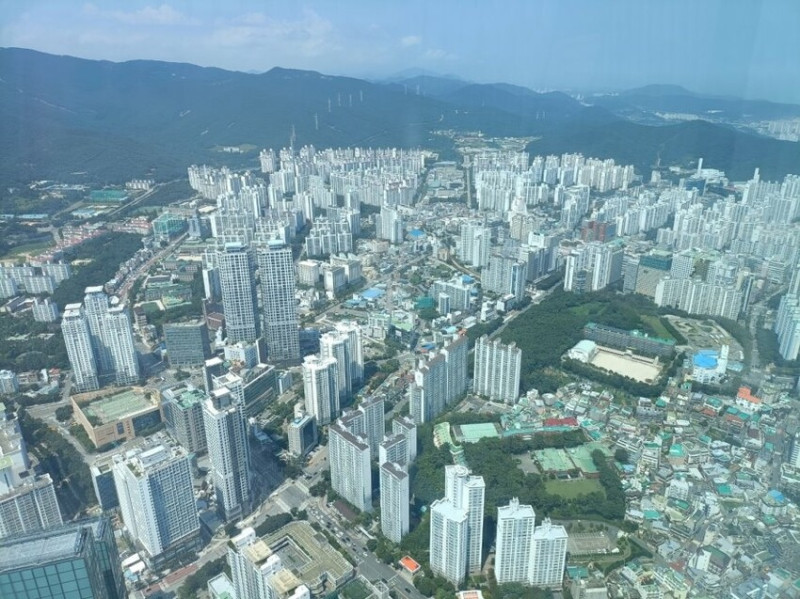2023韓國釜山|釜山X the SKY：從100高樓看海雲台美景、挑戰一下透明百樓的天空步道，最後再來杯高空星巴克吧!