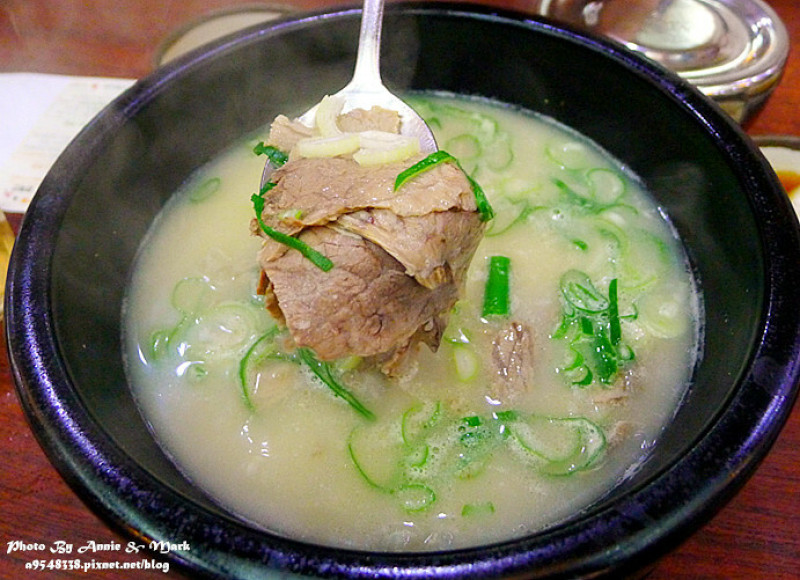 ◎【韓國(明洞) 神仙雪濃湯】太美味！喝過這碗湯，果然有如成仙般的飄然感～