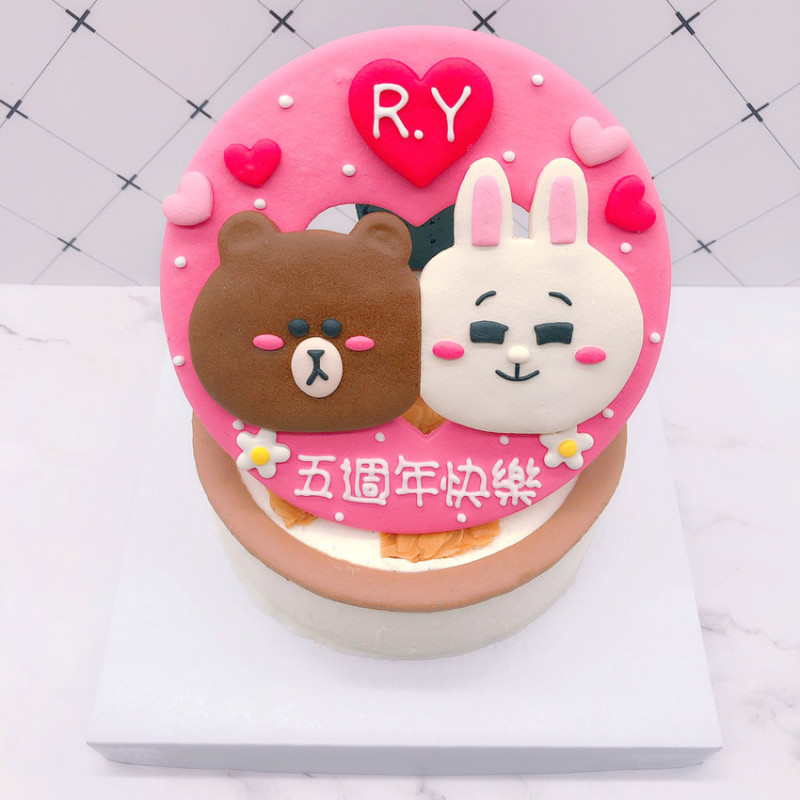 周年紀念蛋糕開箱分享，熊大兔兔造型蛋糕推薦