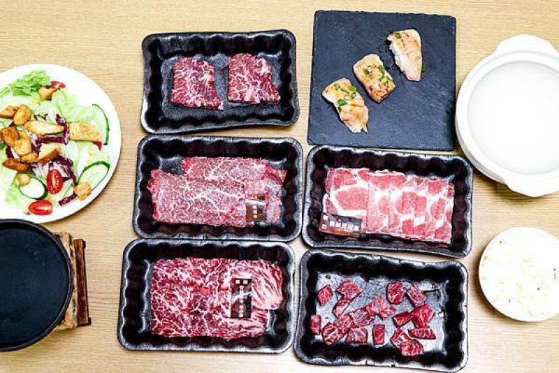 富田和牛燒肉丨防疫在家吃和牛也能擁有儀式感，富田和牛套餐。
