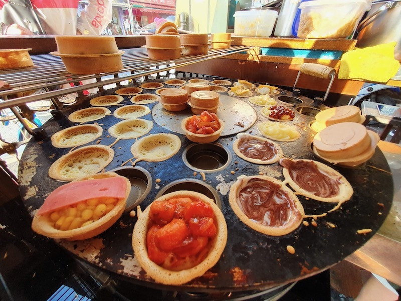 [嘉義市] 「銅共啊餅」南門圓環旁古法創新脆皮紅豆餅！口味變化多樣！私推青醬鮪魚和芝麻新口味！