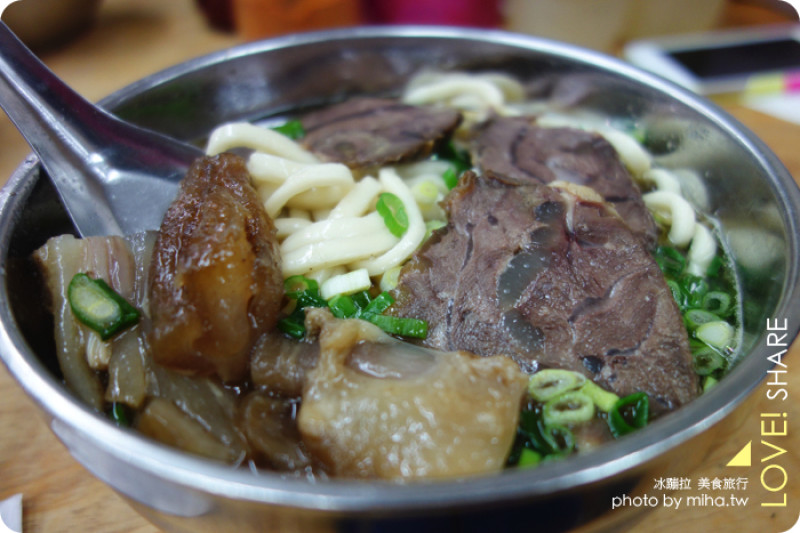 台北 ▌大半夜肚子餓也能吃的到的五顆星美食「林東芳牛肉麵」超厲害邪惡宵夜