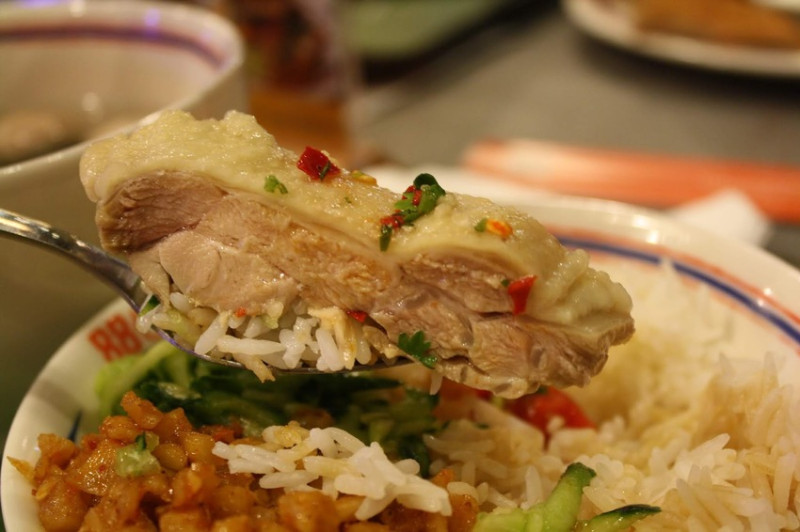 【板橋泰式料理推薦】88thai發發泰-一個人也能自在享受的泰式簡餐,獨創泰式香腸全台全台獨一無二