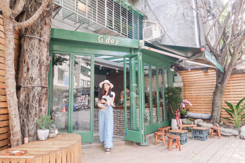 【G’Day Coffee】台北大安 - 東區巷內最悠閒舒服的澳洲式咖啡店！一片綠意、好喝咖啡還有超美光影，來GDay享受慢活步調！寵物友善、不限時咖啡廳推薦
