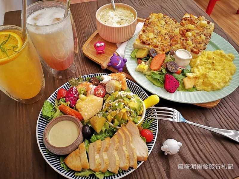 【台中 東區】超人氣大份量 台中早午餐『阿飛Brunch』台中火車站巷弄內的森林系餐廳(內含菜單