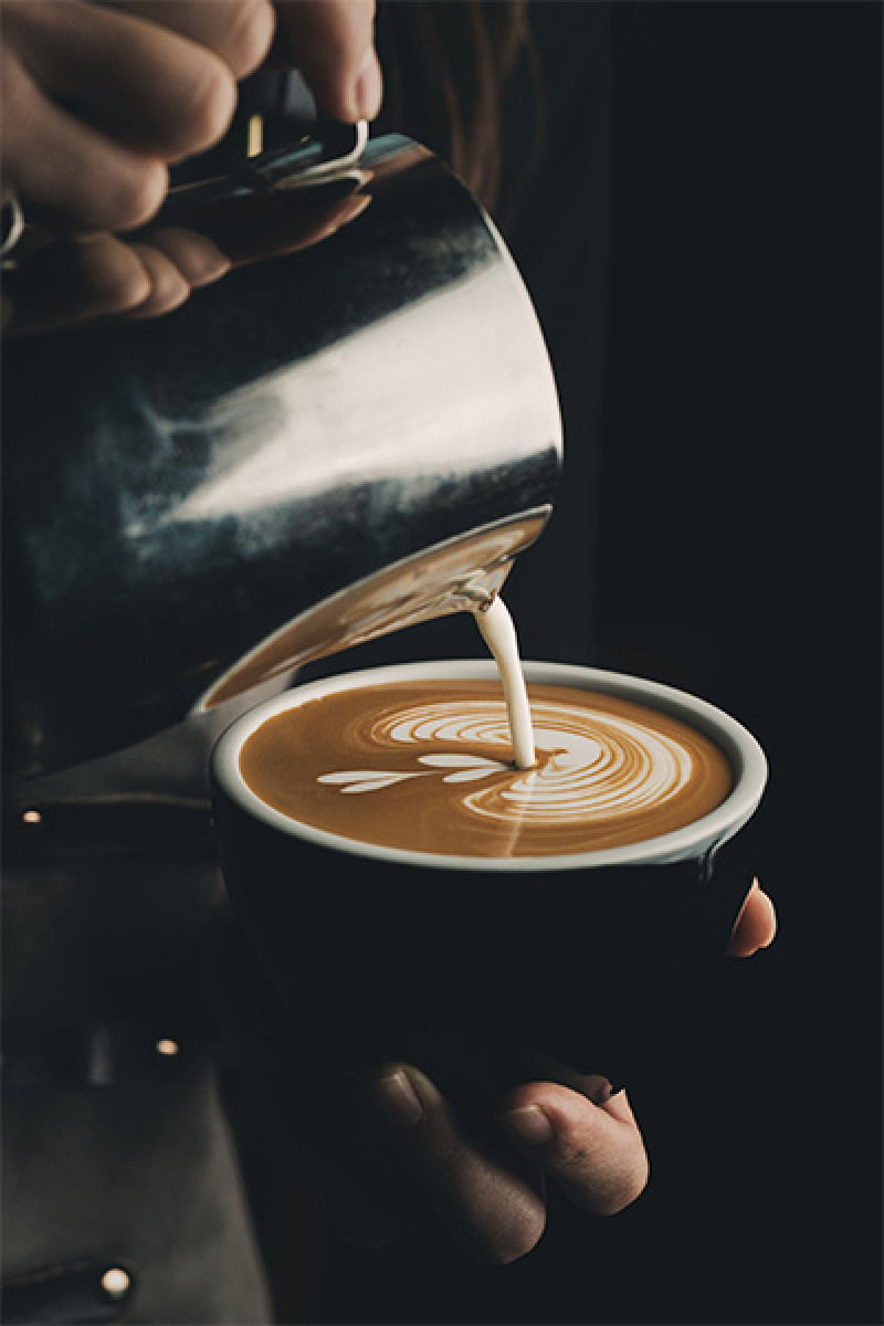高雄，三民區｜咖啡林咖啡｜在咖啡師的傾心創作下，讓舒緩悠長的溫度體現出生活的詩意｜高雄咖啡廳