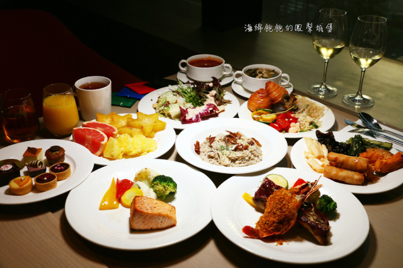 高CP吃到飽餐廳「台北新板希爾頓酒店-悅市集」 最低只要360元！回本攻略、菜單價位