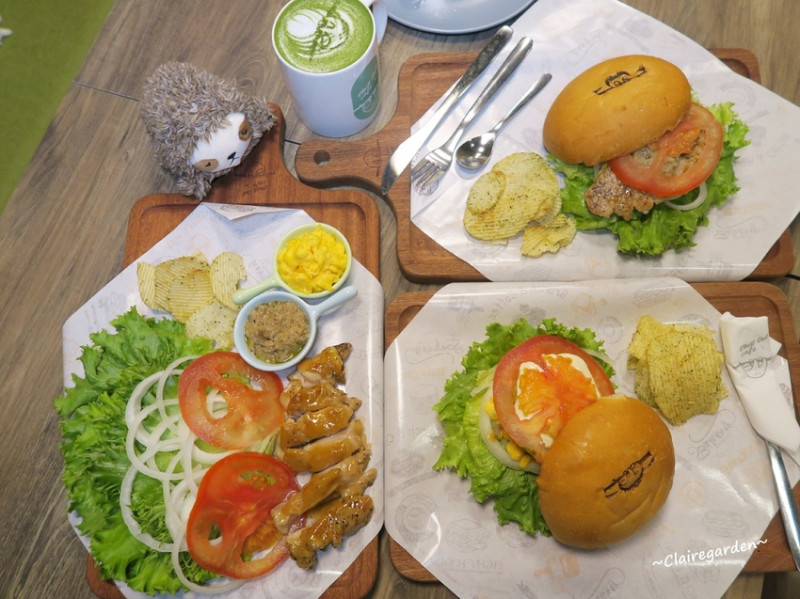 [捷運南京三民站]懶藍咖啡Chill out café~全台灣第一家樹懶美食主題咖啡館