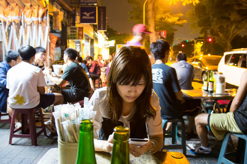 [美食] 台南 一點刈包 學生最愛的銅板美食，座無虛席的深夜食堂