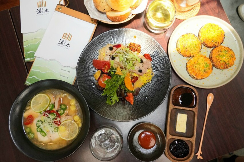 台中美食｜溪木Simmogu cuisine 老宅裡高人氣的創意台菜 味覺與視覺的饗宴值得再訪