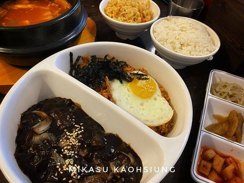 ∥高雄/食．苓雅∥오빠네韓式料理 ๑韓國人賣韓式料理 平價韓式料理歐巴煮給你吃