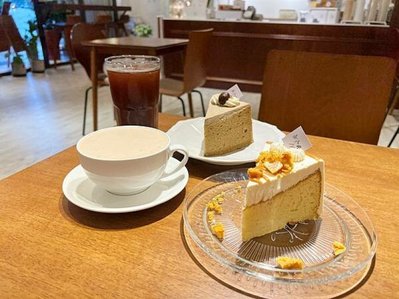 『桃園中壢|膩恬』戚風蛋糕為主的平價咖啡廳 也有賣主餐 近龍岡 太子鎮