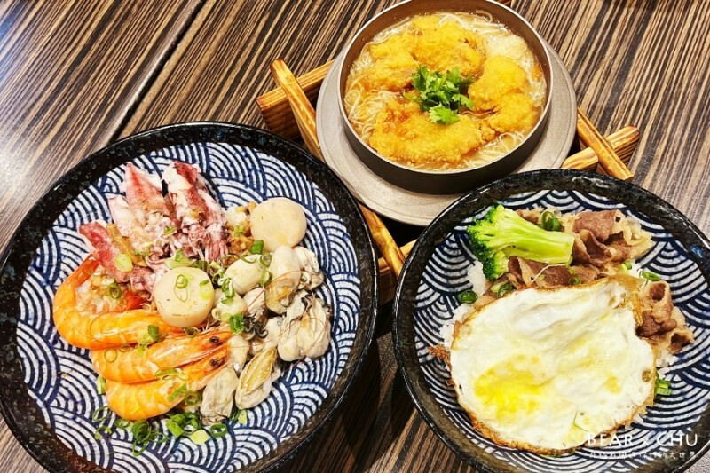 新竹東區美食推薦|東門市場享來點海鮮痛風滷肉飯、 鹹酥雞麵線推薦