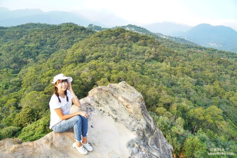 [台北景點 軍艦岩親山步道] 踏上2000多萬年前沉積的古老地層 眺望最遼闊的台北盆地 - 安妮的天空