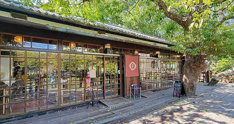 【新竹美食】麗池畔｜不用飛到日本！新竹公園裡也可以感受到日式景觀餐廳
