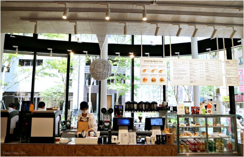 [新竹市東區]CAFE!N 硬咖啡(新竹關新店)|早安，今天就來杯冠軍黑咖啡或冠軍拿鐵吧!