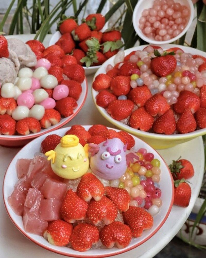 【台中食記】草莓爆擊！超繽紛純手作蔬果彩色珍珠粉粿『地芋添糖』各種創意吃法還有包心口味喔