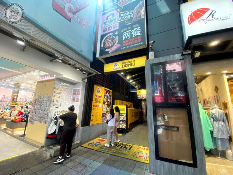 【 韓式炒雞吃到飽 】韓國知名「甩鍋雞」海外首店進駐台北西門町，不用出國也可以吃到正宗的韓式炒雞，除了