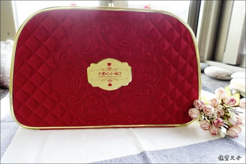 【體驗】大黑松小倆口。玫瑰花園禮盒～華麗貴氣又有質感的結婚禮盒／喜餅禮盒推薦