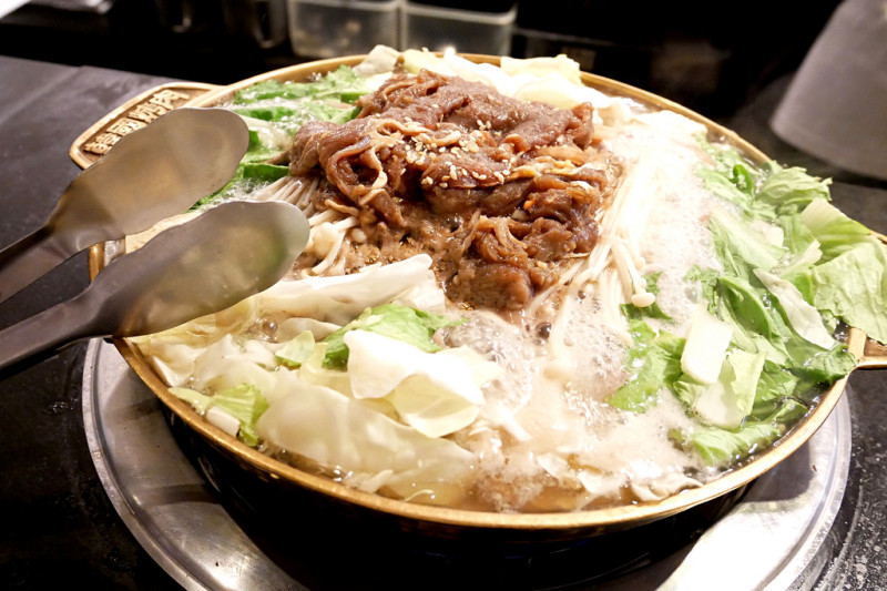 [台北信義] 雪嶽山一個人也能吃的銅盤烤肉/台北101/美食街/韓國烤肉