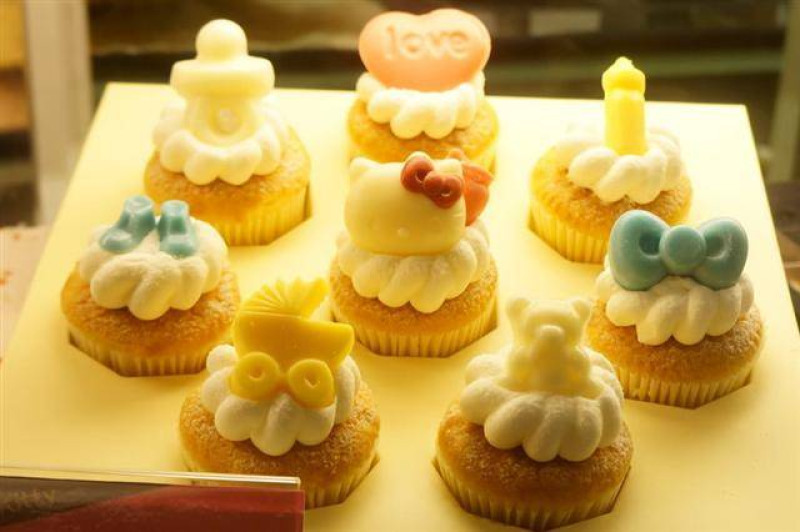 【台北】克勞蒂杯子蛋糕 x Hello Kitty ♥ 時尚與可愛的奢華美味