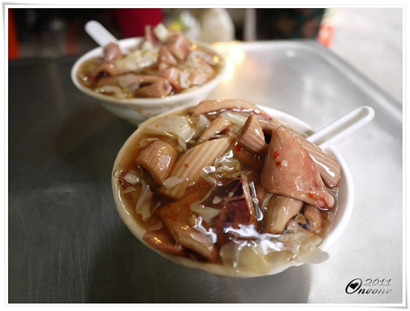 ❤老店再出發❥板橋府中站 黃石市場內生炒魷魚、厚切蘿蔔糕