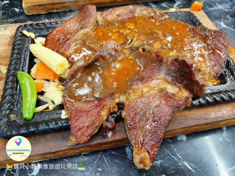 [食]台北 南機場夜市 享用經濟實惠的16oz 超大牛排 福賓牛排