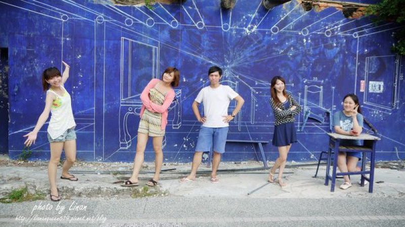 台南，中西區。海安藝術街，向藍晒圖做最後的告別。