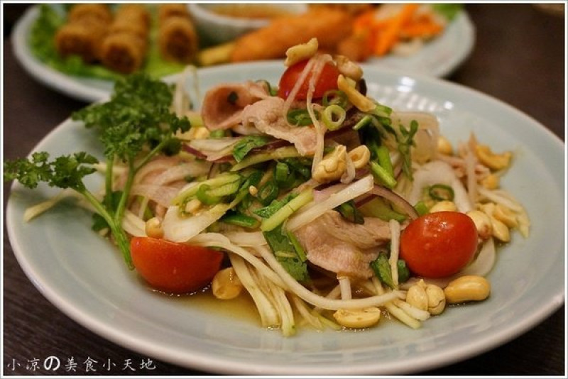 『台中。南屯區』很越南宮廷料理║越南傳統宮廷饗宴。酸溜味兒好滋味