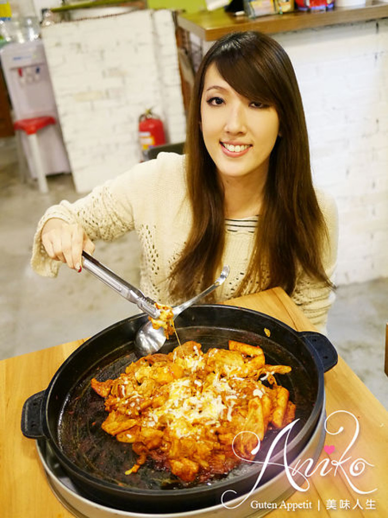 【妮❤吃】韓劇迷看過來~免飛韓國! 就能吃到美味韓式辣炒雞!。春川達卡比2店