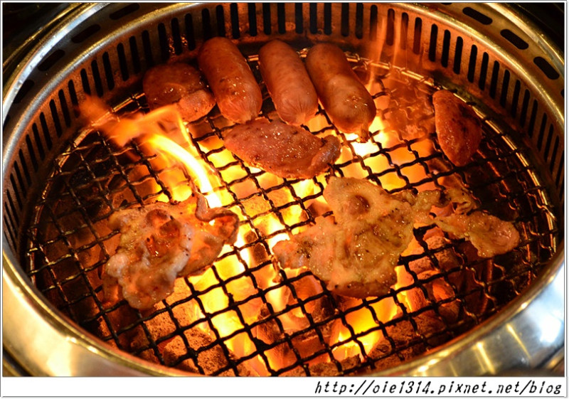 燒吧!烤吧!豪邁的吃燒肉~烤狀猿日式炭火燒肉(彰化金馬店)