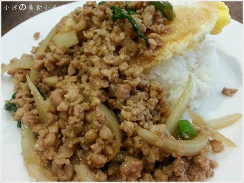 『台中。西區』上班族最愛的平價泰式料理─泰僑村泰式料理