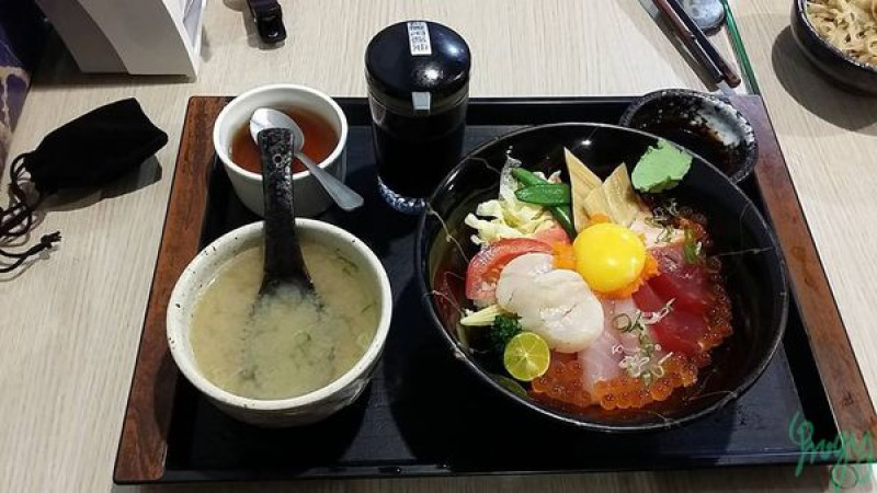✯【團購網踩地雷時間-好雷】【西門】海人刺身丼飯專賣店，新鮮美味的日式料理