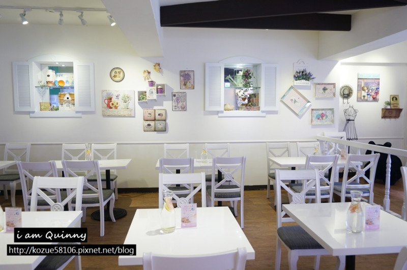 【美食】西門町街頭巷弄中的童話國度 ❤ Oyami Cafe