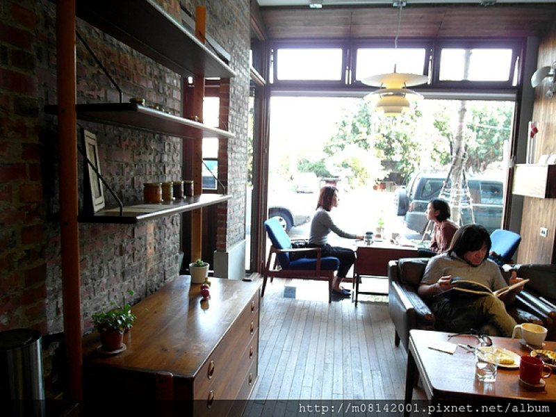 [美食] 新竹。Cafe & 傢俱。舊是經典商行