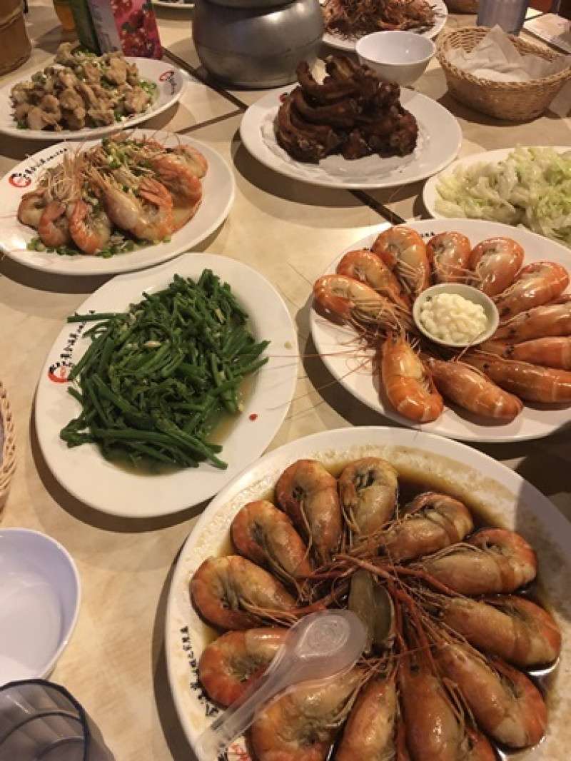 【新竹美食】餐廳食材新鮮用料又紮實的海鮮推薦→聚餐的好所在!!