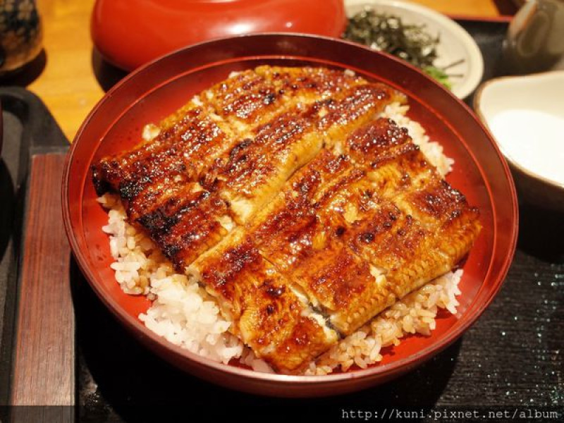GR2日誌---濱松屋：炎夏吃活鰻料理，實在意猶未盡