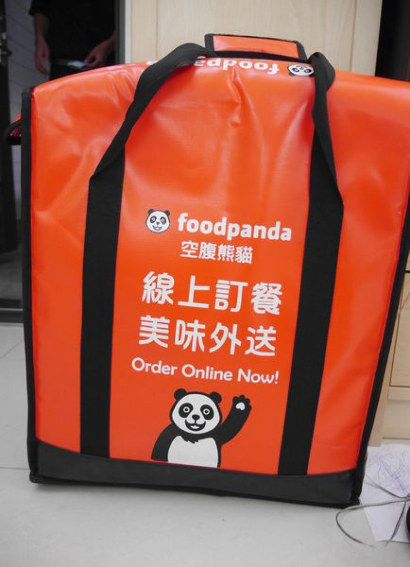 foodpanda空腹熊貓外送雙聖餐點，三寶媽在家顧餐點小孩也能吃遍台北餐廳（2014/10/15前輸入優惠代碼，免外送費）