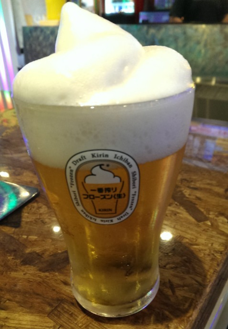 [台北]東區-夜店風頂呱呱來杯Kirin啤酒冰沙涼快一夏