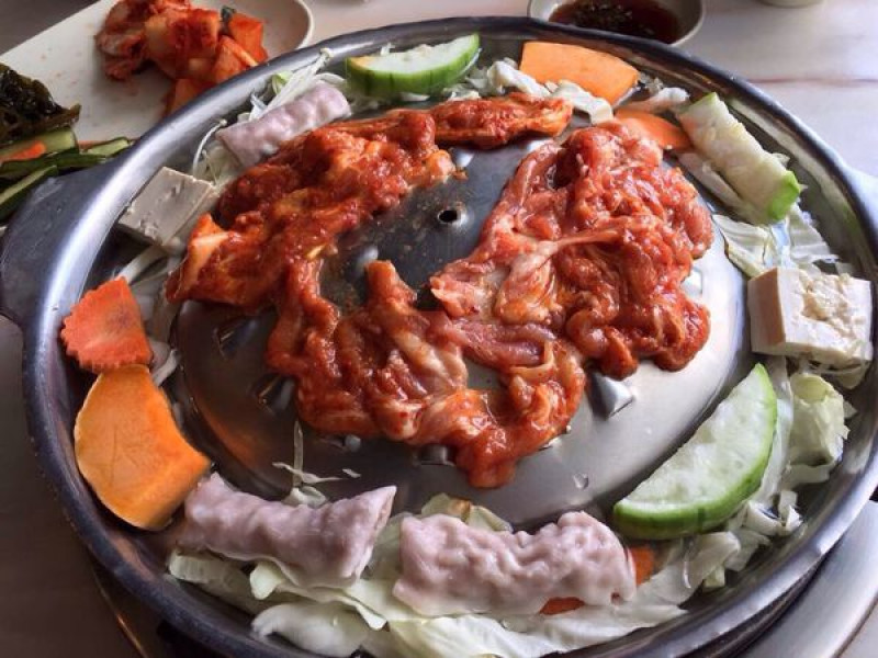 [台北] 韓國烤肉吃到飽 ※ 韓江 ※ 銅盤烤肉、海鮮煎餅、人蔘雞湯