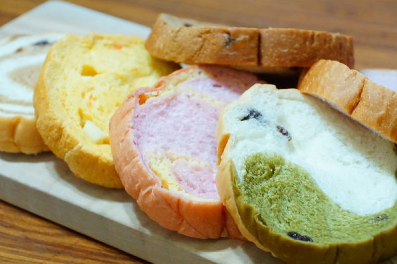  [伊藤麵包工房 圓形吐司] 好物推薦 宅配美食 用100%紐西蘭奶油 | 天然食材 用心製作的創意圓形吐司麵包