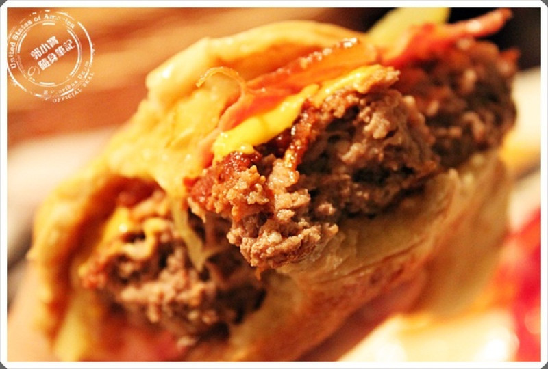 『食記。台北大安』 evans buger 超夯的伊凡斯漢堡