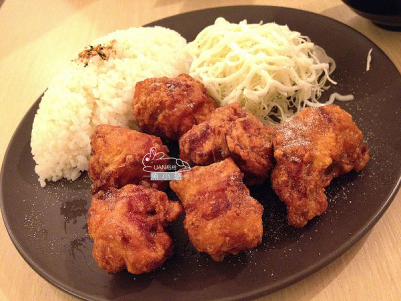 【日式篇】台南-魚小路和洋廚房-唐揚炸雞塊真的好吃到不行!