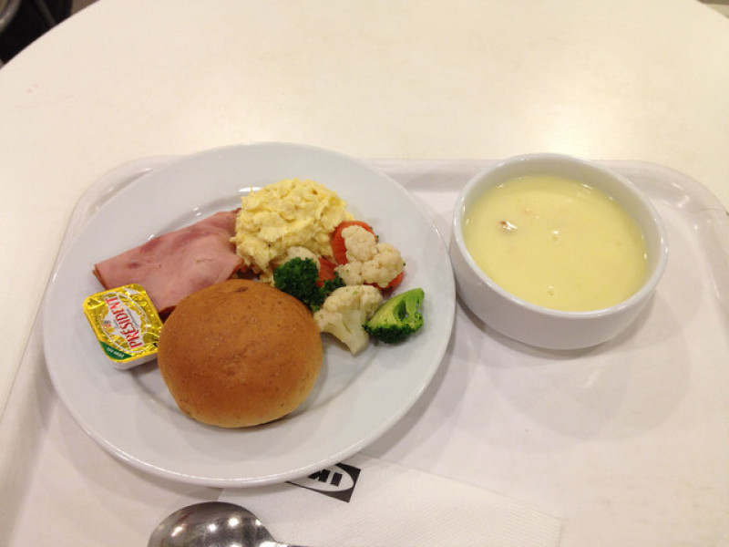 [南京東路站] IKEA敦北店～早餐好超值