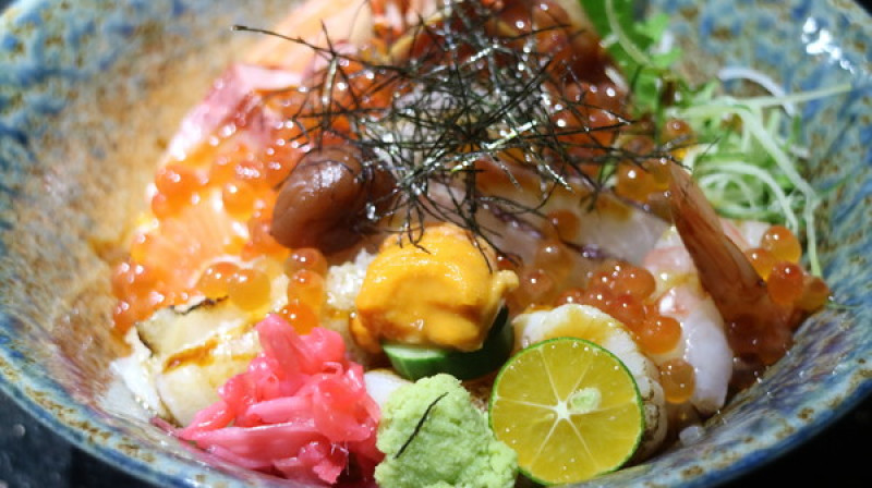 【台北美食】超級無敵海景生魚丼@捷運信義安和站