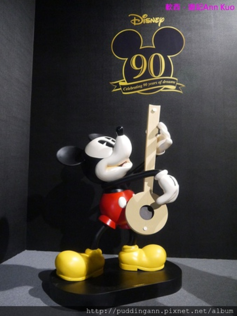 [展覽]台北松山文創園區 Disney迪士尼90周年特展 置身卡通世界不想回家了啦~~