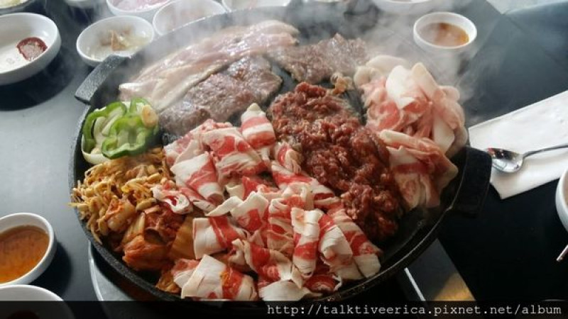 『呷』「捷運101/世貿站」☆ HONEY PIG ☆ 24小時大口吃韓式烤肉的好所在