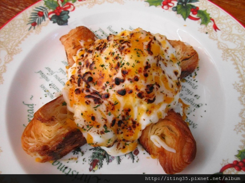 【中山國中站】創意十足的酥烤可頌炒蛋法式早午餐~A-Place CAFÉ